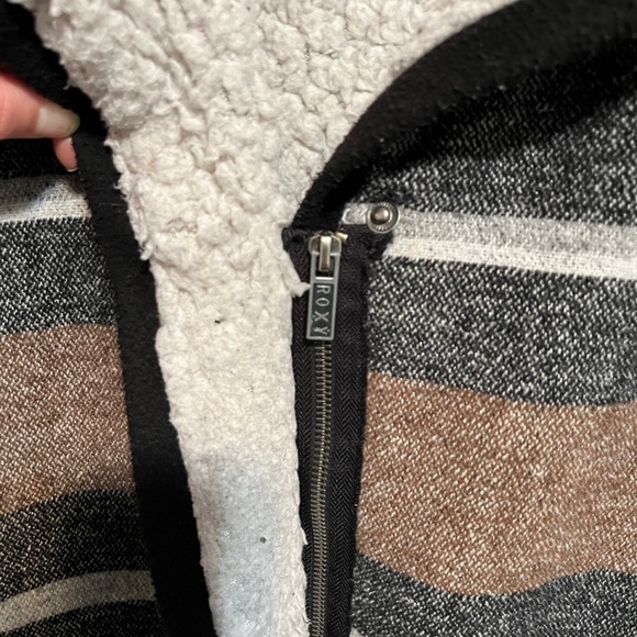 Roxy Sherpa-Lined Jacket, size M - Picture 5 of 13
